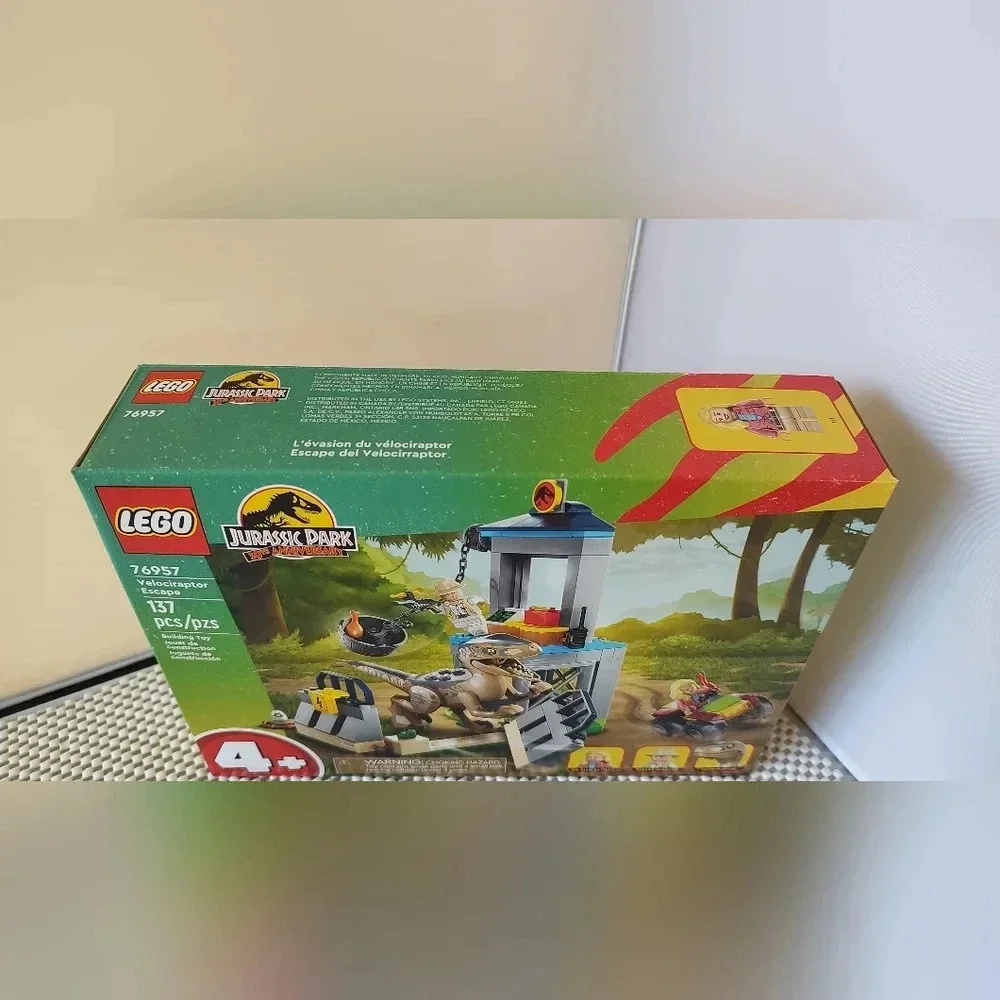 Lego 76957 velociraptor